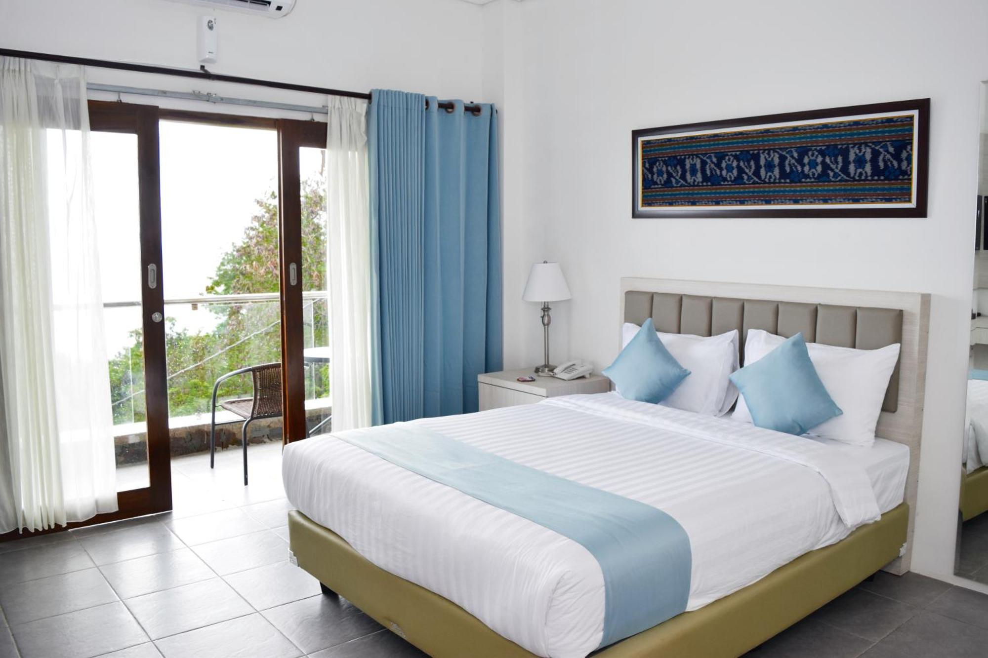 La Cecile Hotel & Cafe Komodo Labuan Bajo Εξωτερικό φωτογραφία