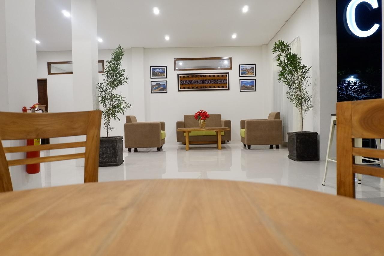 La Cecile Hotel & Cafe Komodo Labuan Bajo Εξωτερικό φωτογραφία